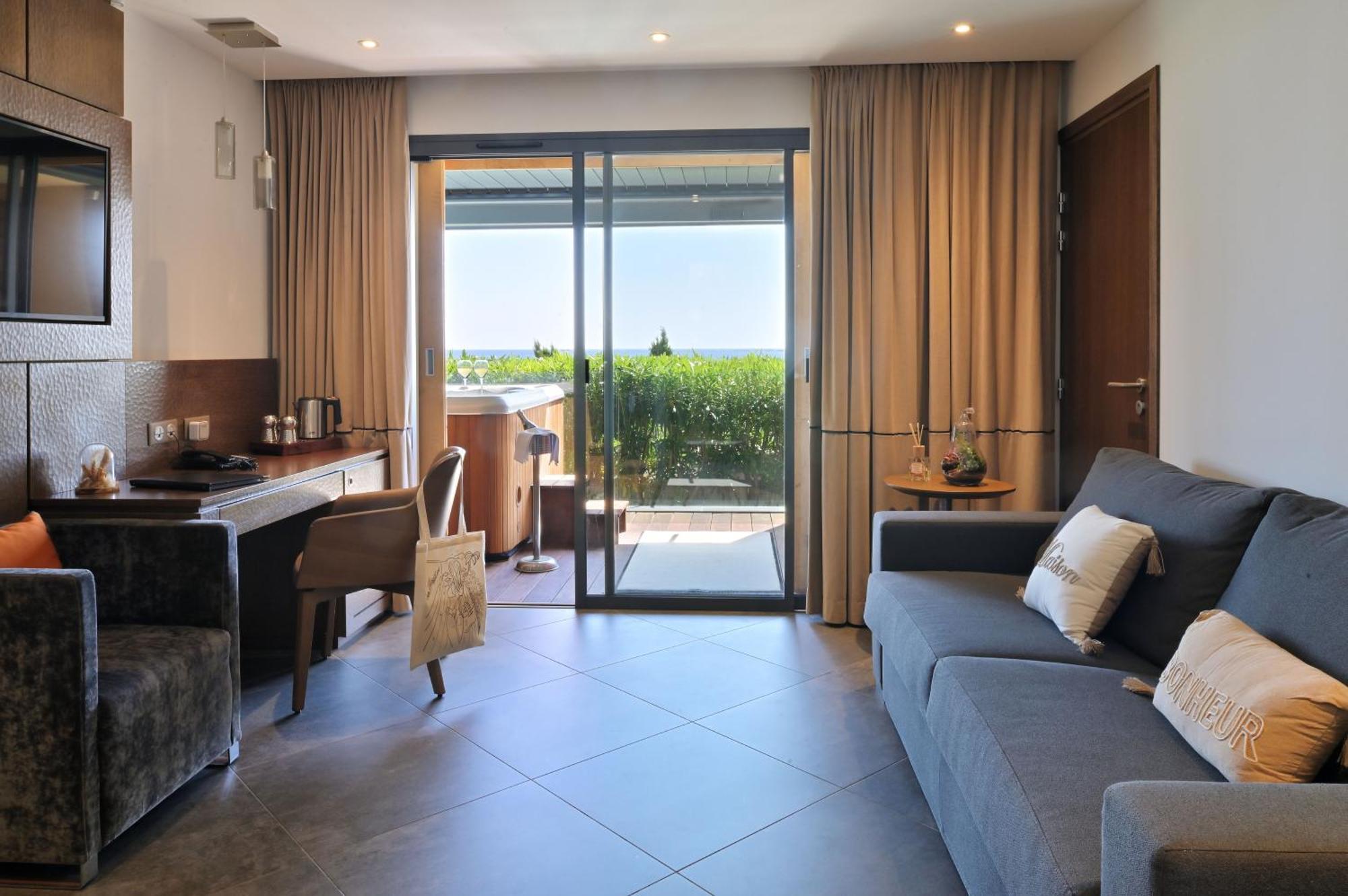 Hotel Le Week End Ajaccio  Zewnętrze zdjęcie
